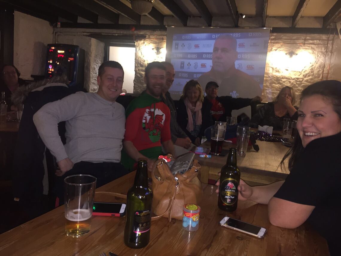 pub 5